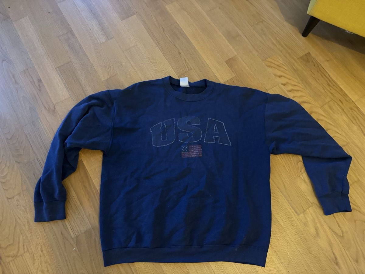 Pullover & Sweatshirts: Oversized Pullover von der USA Grösse XL – Gebraucht aus Kradolf von ij5 1