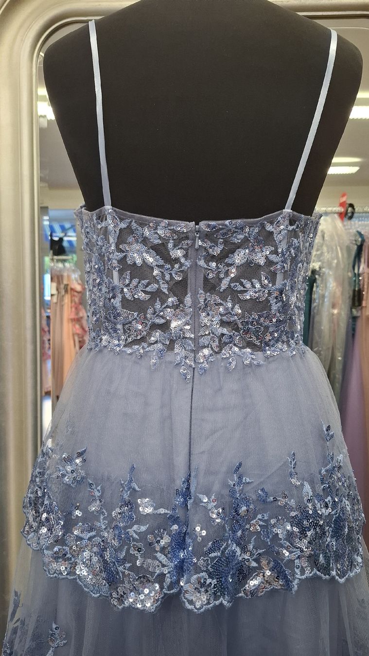 Robes: Rauchblau Kleid  – Neuf (Voir description) à Uster par VMT. 5