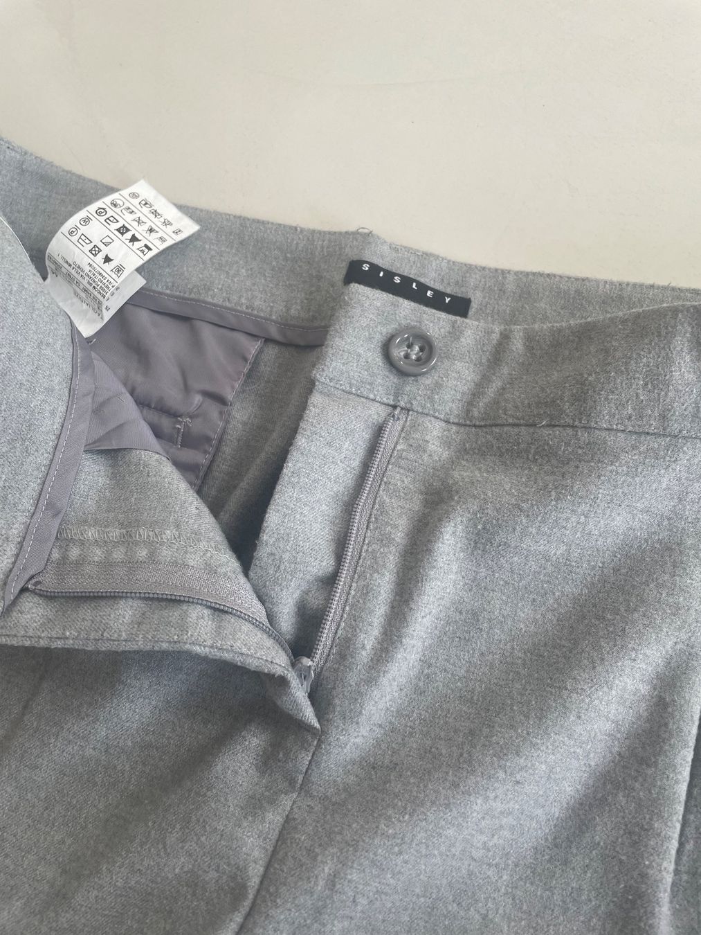 Sisley Pantaloni: Sisley Hose 44 – Usato da Minusio venduto da Pink222 1