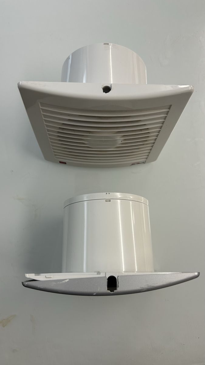 Ventilateurs: 2 Stück Abluftventilator – D'occasion à Rottenschwil par Yoshiworks 1