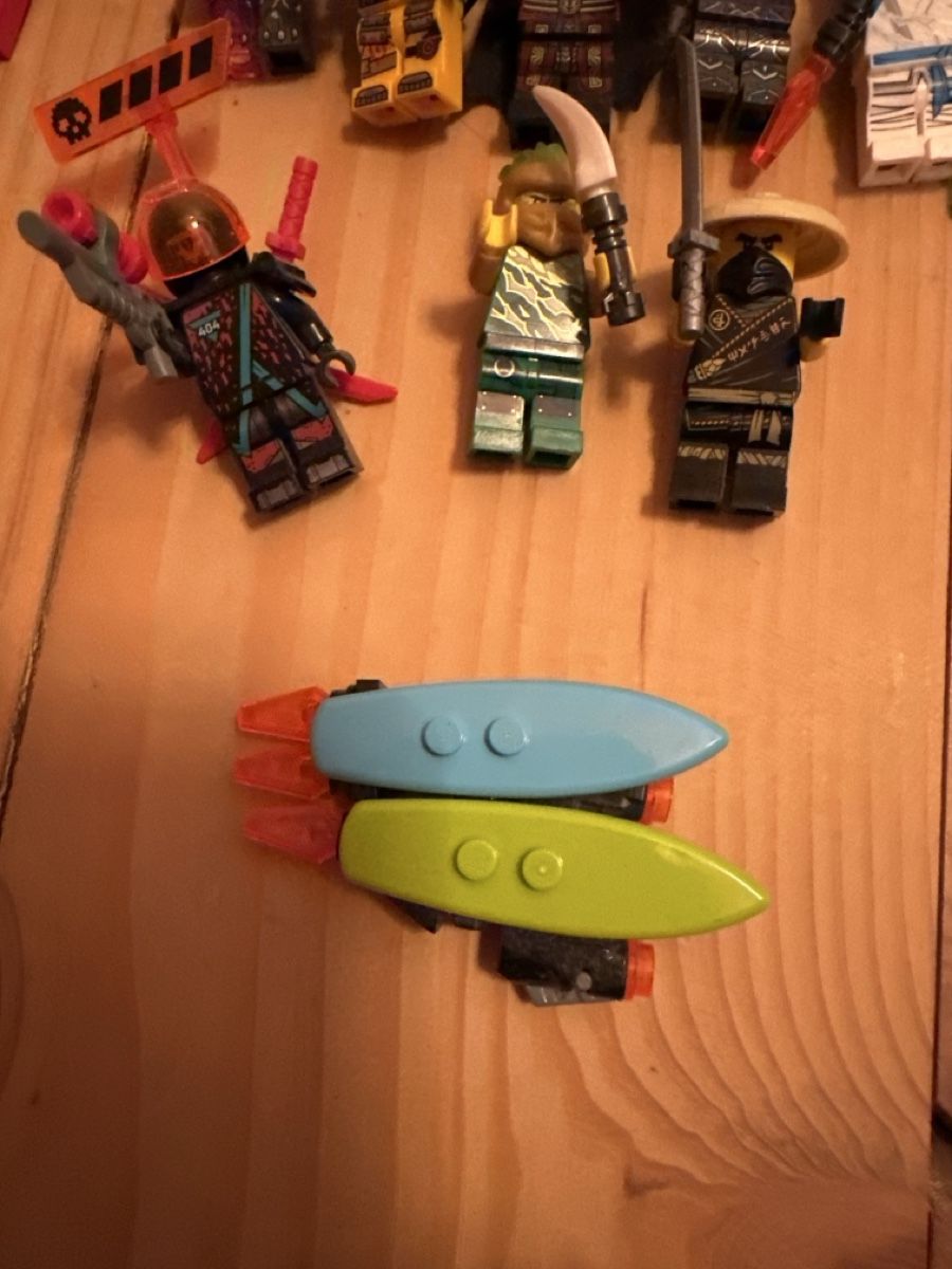 Lego Giocattoli: Lego Ninjago Figuren Set  gebraucht – Usato da Russikon venduto da Mimamimue 4
