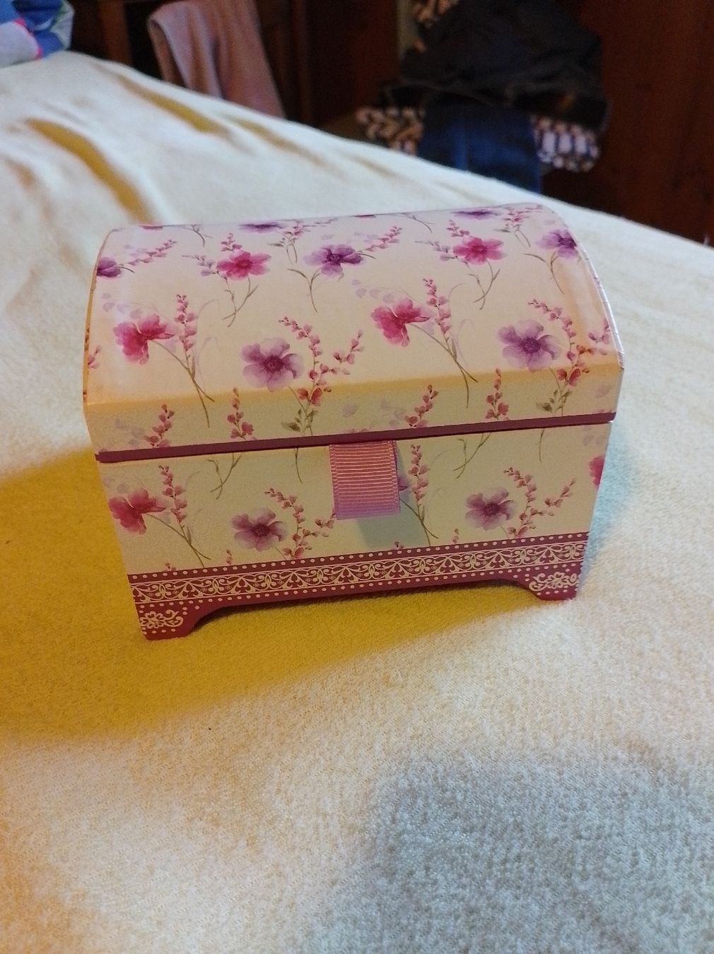 Schmuckkästen: Boîte à bijoux en carton – Neu (gemäss Beschreibung) aus Gumefens von izalala 1