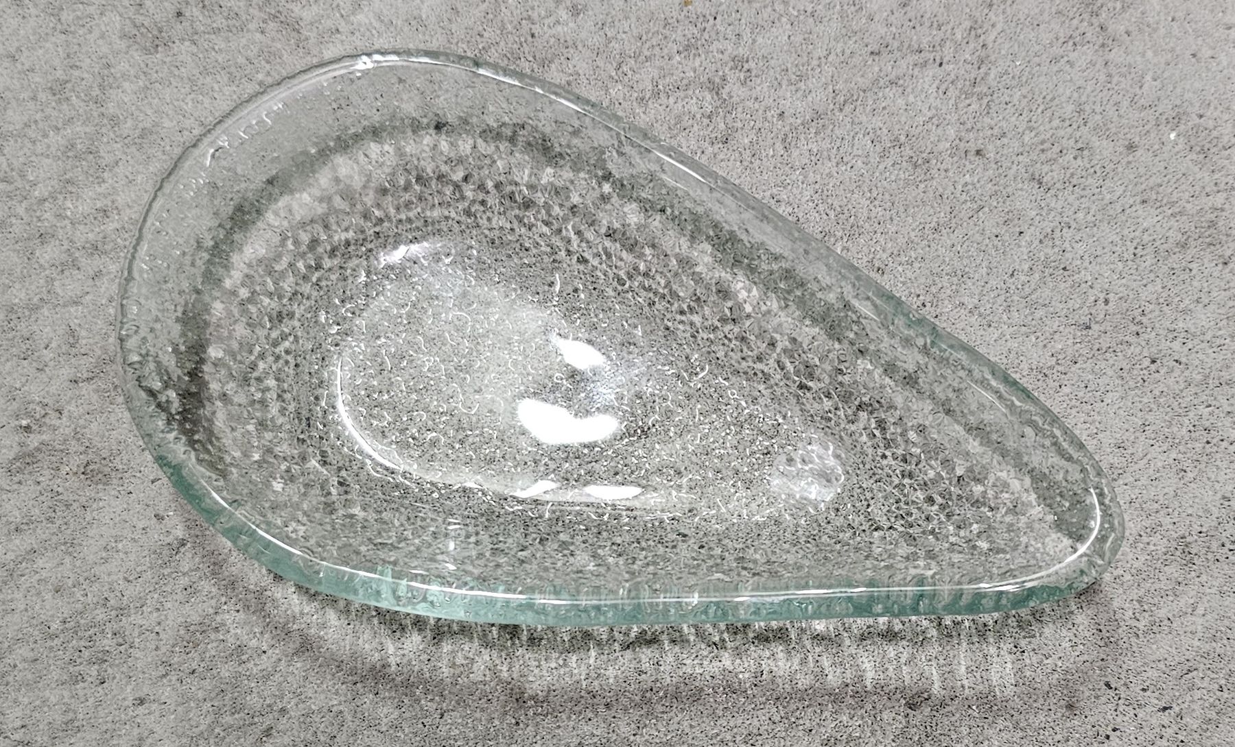 Set di piatti: Set 15 Apero Glasschälchen in Tropfenform – Usato da Basel venduto da Allerlei-Basel 1