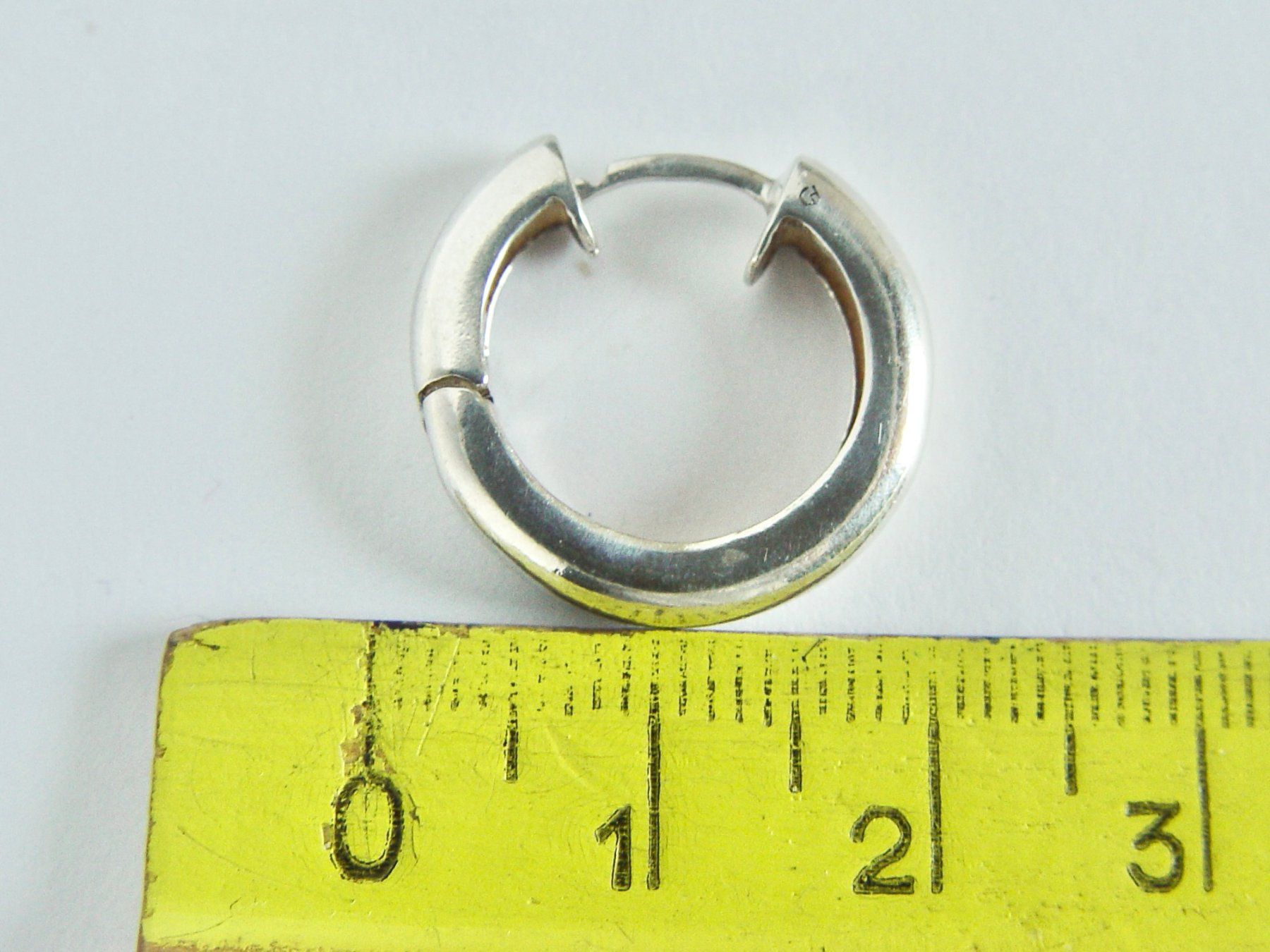 Boucles d'oreille: Einzelner Ohrring aus Silber 925 – D'occasion à Henggart par gernli 1