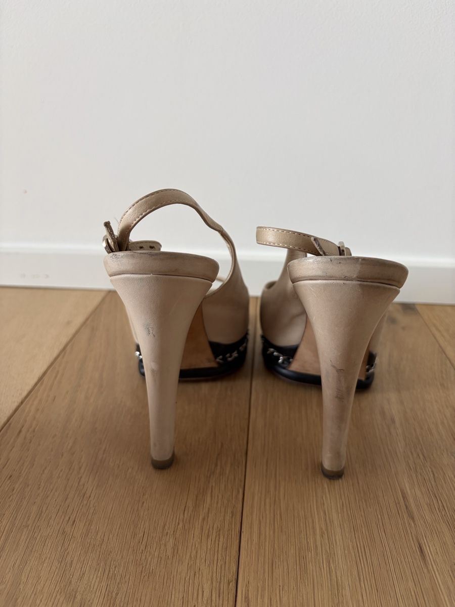 Chanel Scarpe da donna: Chanel heeled sandals – Usato da Zürich venduto da Moremoneymoney 2