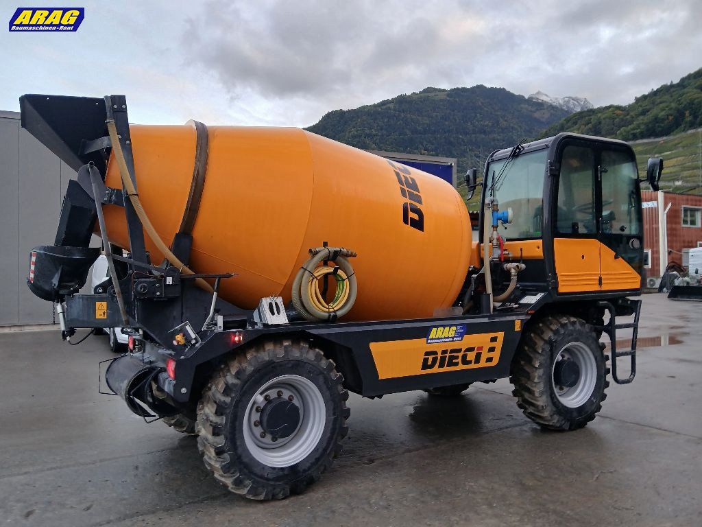 Tutte le macchine: Dieci F7000 Fahrmischer – Usato da Hasle LU venduto da Arag08 5