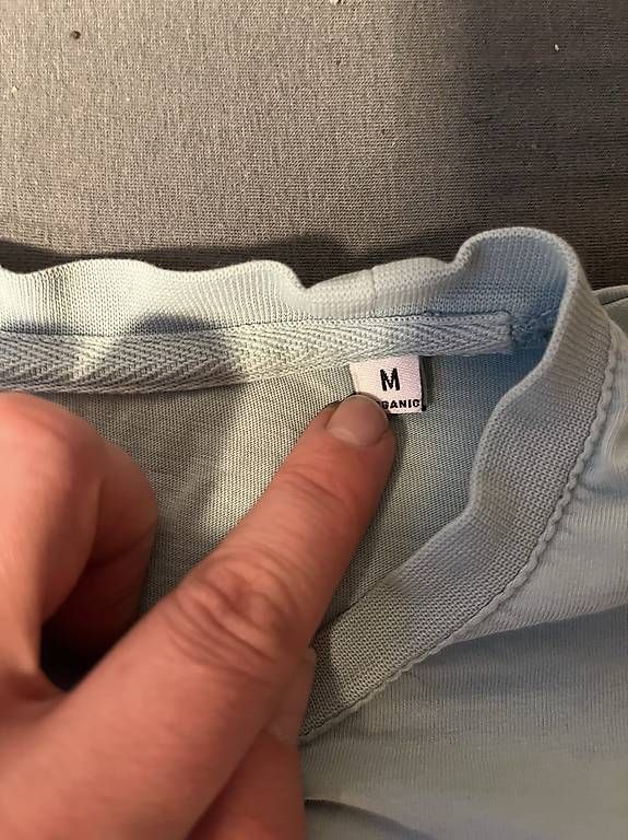 Hosen: T-Short Colorful Standard hellblau – Gebraucht aus Zürich von lea_8j6n 1