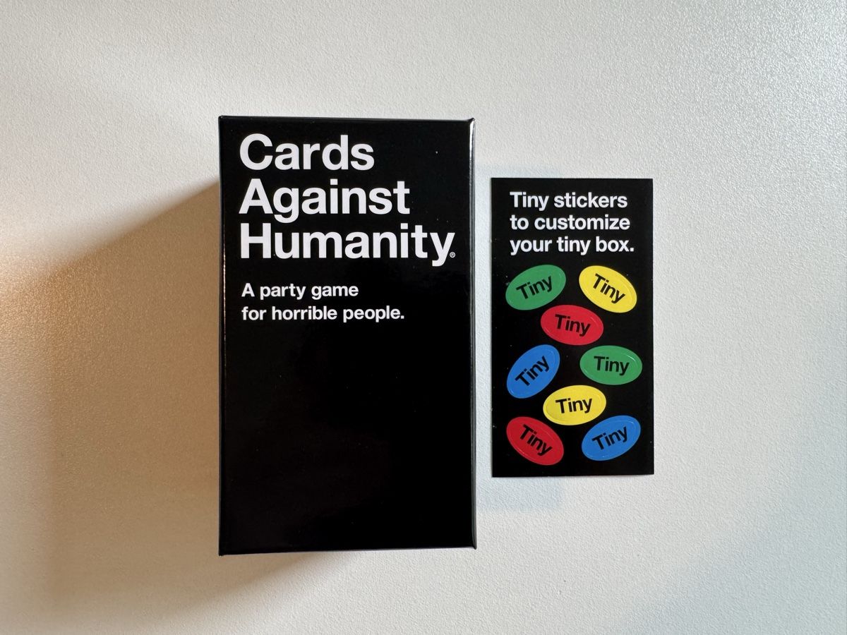 Jeux: Cards Against Humanity Tiny – Neuf (Voir description) à Uetikon am See par SM_zurich
