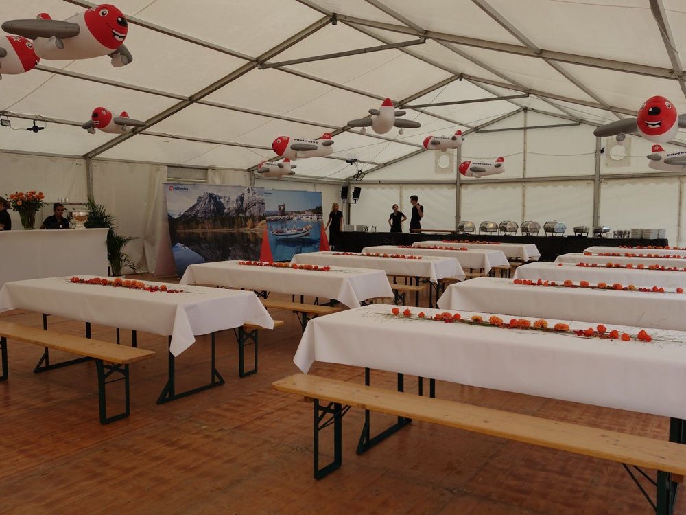 Festbank Garnituren / Bierzeltgarnituren Kaufen auf Ricardo