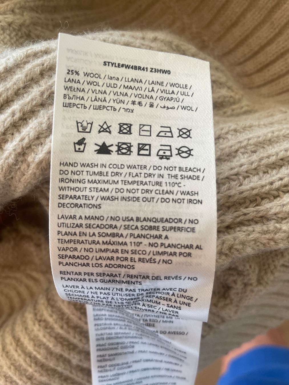 Guess Maglioni & Felpe: Schöner Pullover von GUESS – Usato da Neuwilen venduto da bobbel01 1