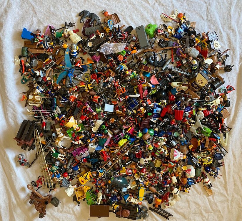 Playmobil Jouets: Playmobil (Diverse über 1000 Einzelteile) – D'occasion à Andelfingen par fehr-schweiz 1