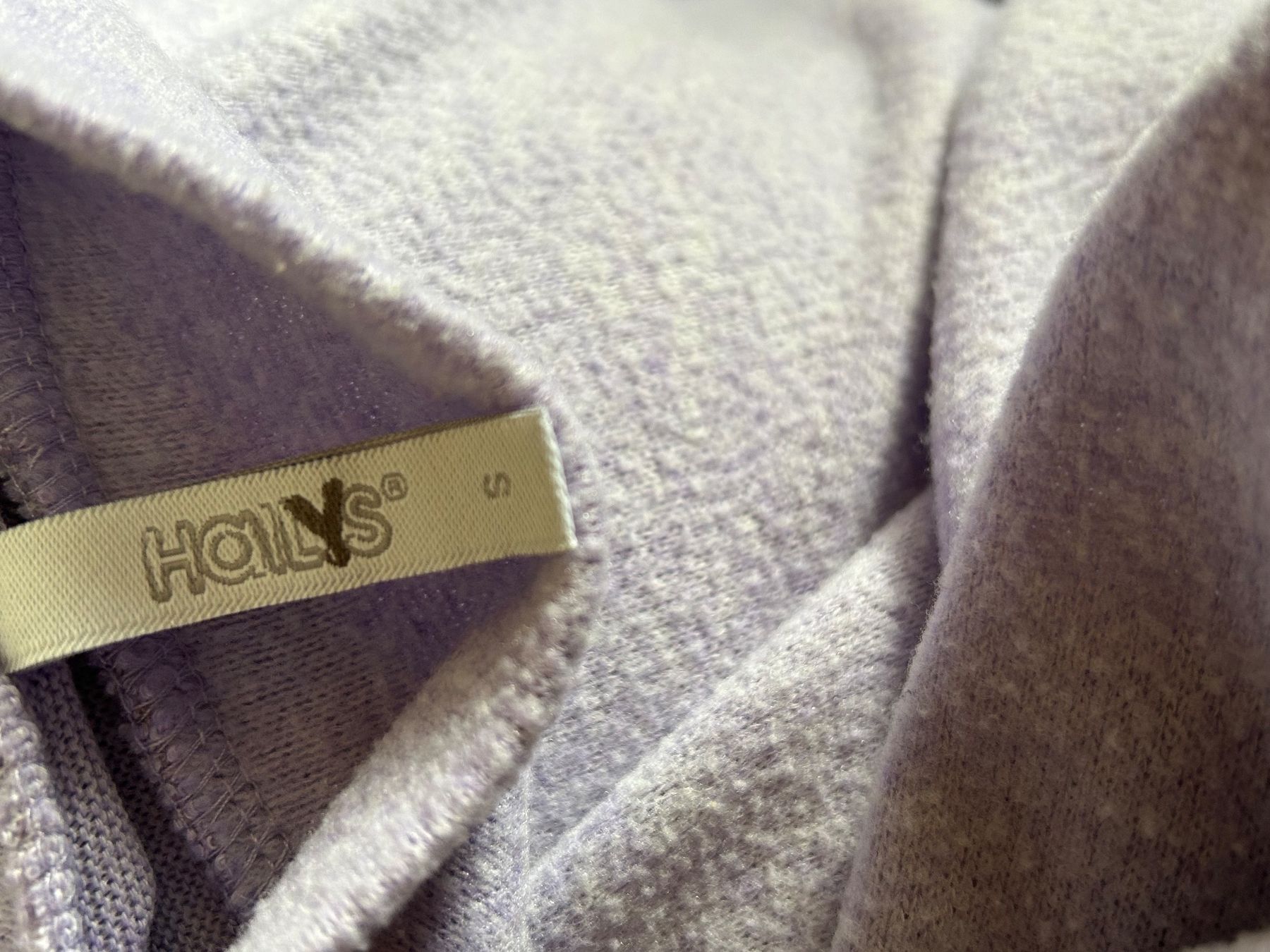 Pullover & Sweatshirts: PULLOVER  - LILA - GRÖSSE S (AN) – Gebraucht aus Buchs AG von fischli610 3