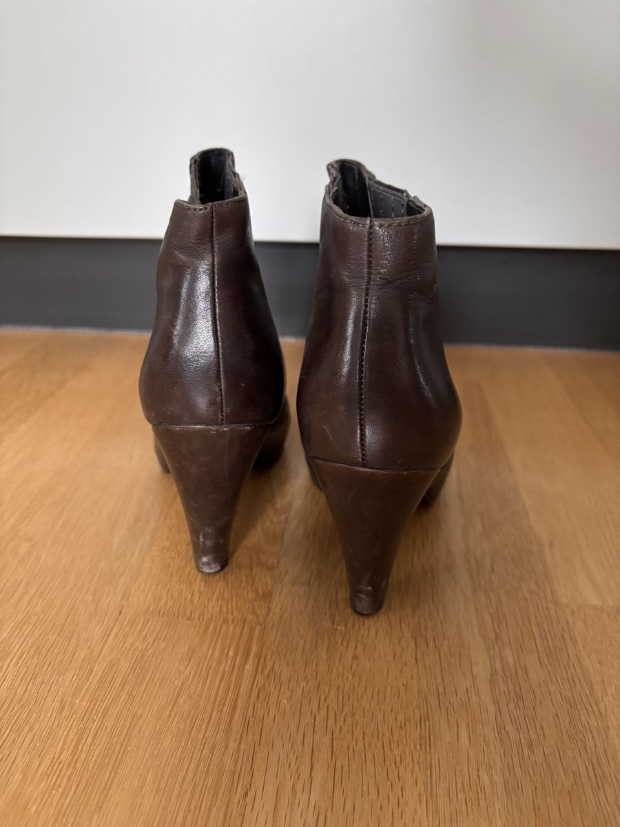Ash Scarpe da donna: Stiefelette Ash braun 38 – Usato da Fribourg venduto da dafral 1