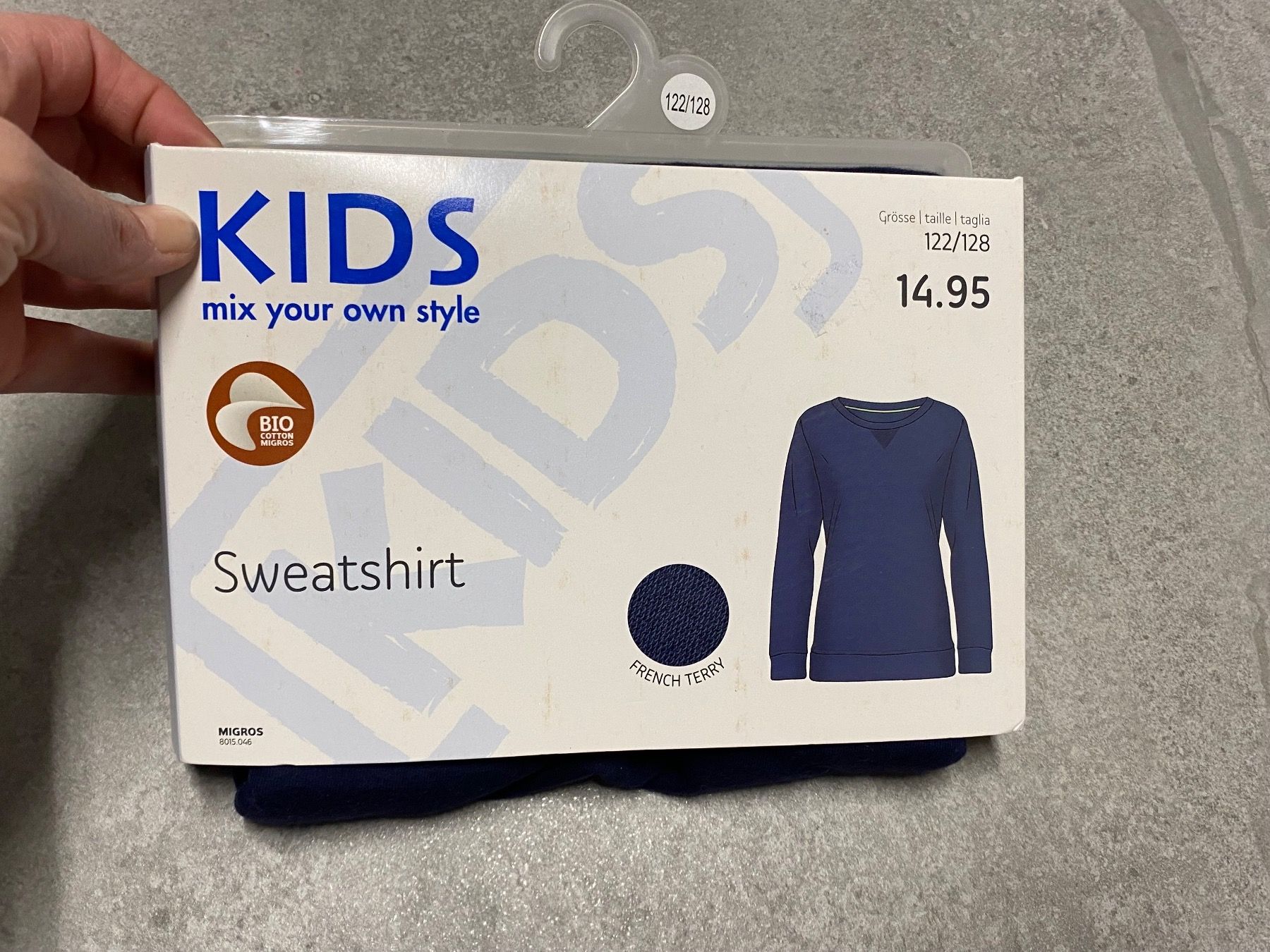 Pullover & Sweatshirts: Pull 122 - 128 neuf – Neu (gemäss Beschreibung) aus Salvenach von gwenwywar