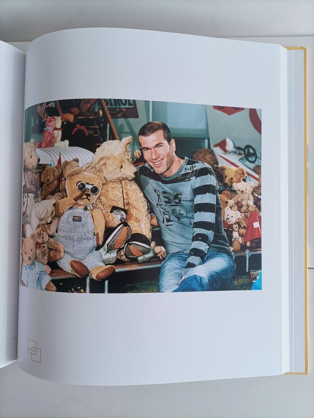 Libri: Tous en baskets / Georges-André Cretton - Gérard-Philippe Ma – Usato da crans montana venduto da AB3963 7