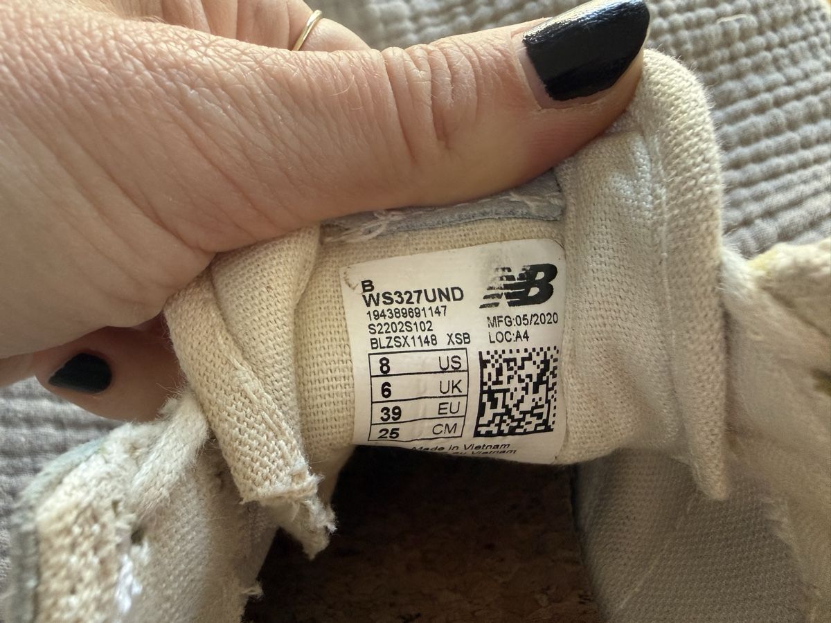 New Balance Scarpe da donna: New Balance WS327 – Usato da Luzern venduto da Aistee 6