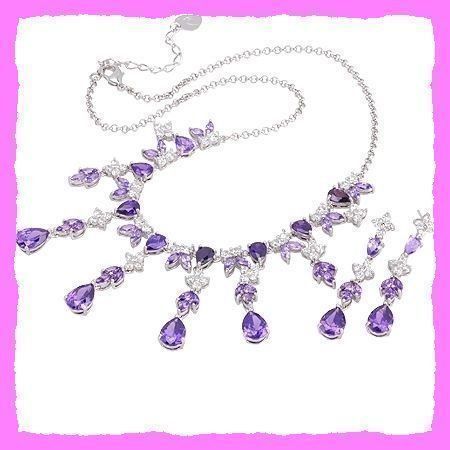 Ketten: Erlesene Halskette – Collier – Neu und originalverpackt aus Oberglatt ZH von Diamond-Girl 3