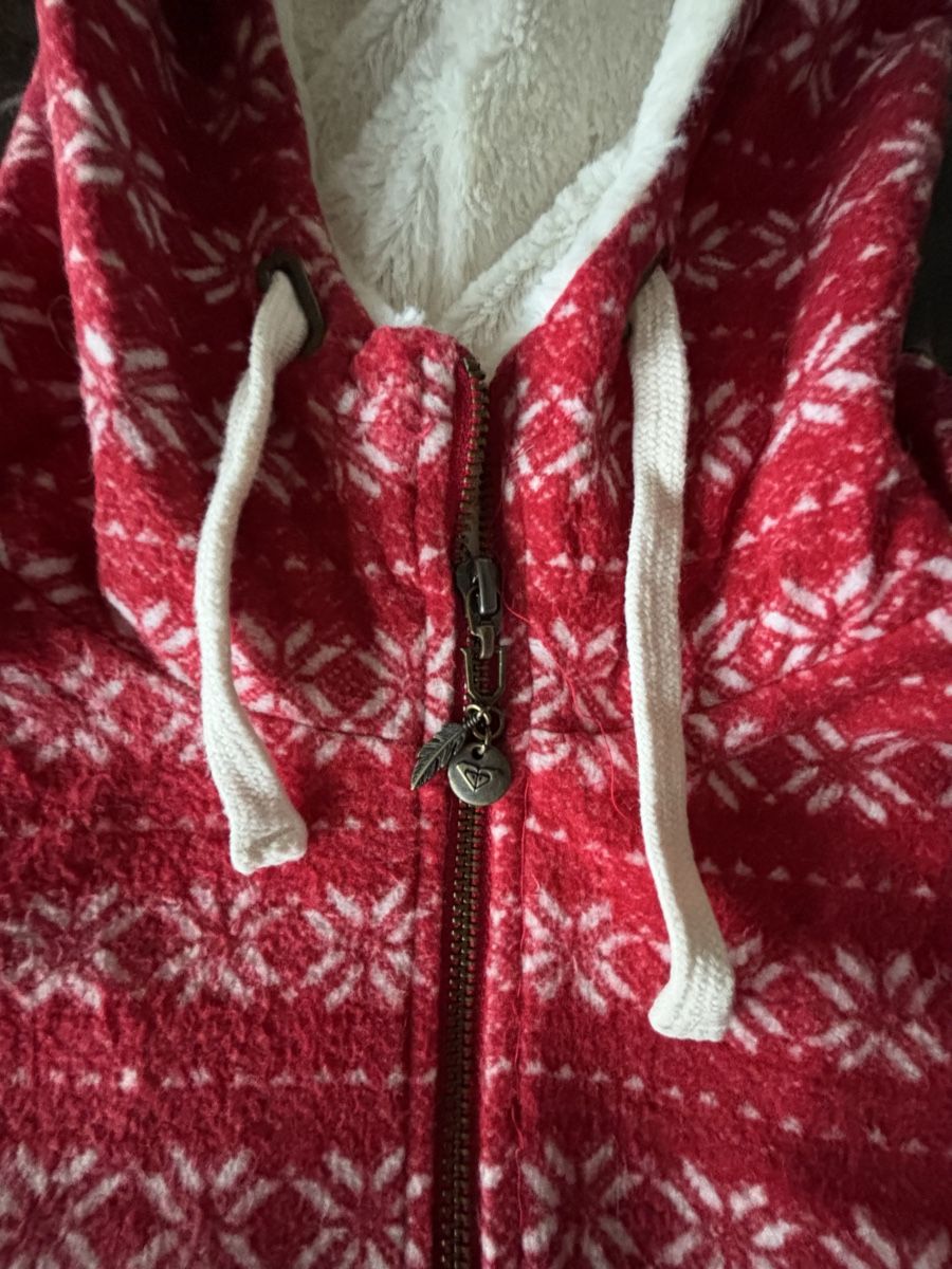 Roxy Maglioni & Felpe: Sweat à capuche Roxy rouge Noël tout doux – Usato da Dotzigen venduto da SecondHandGems 3
