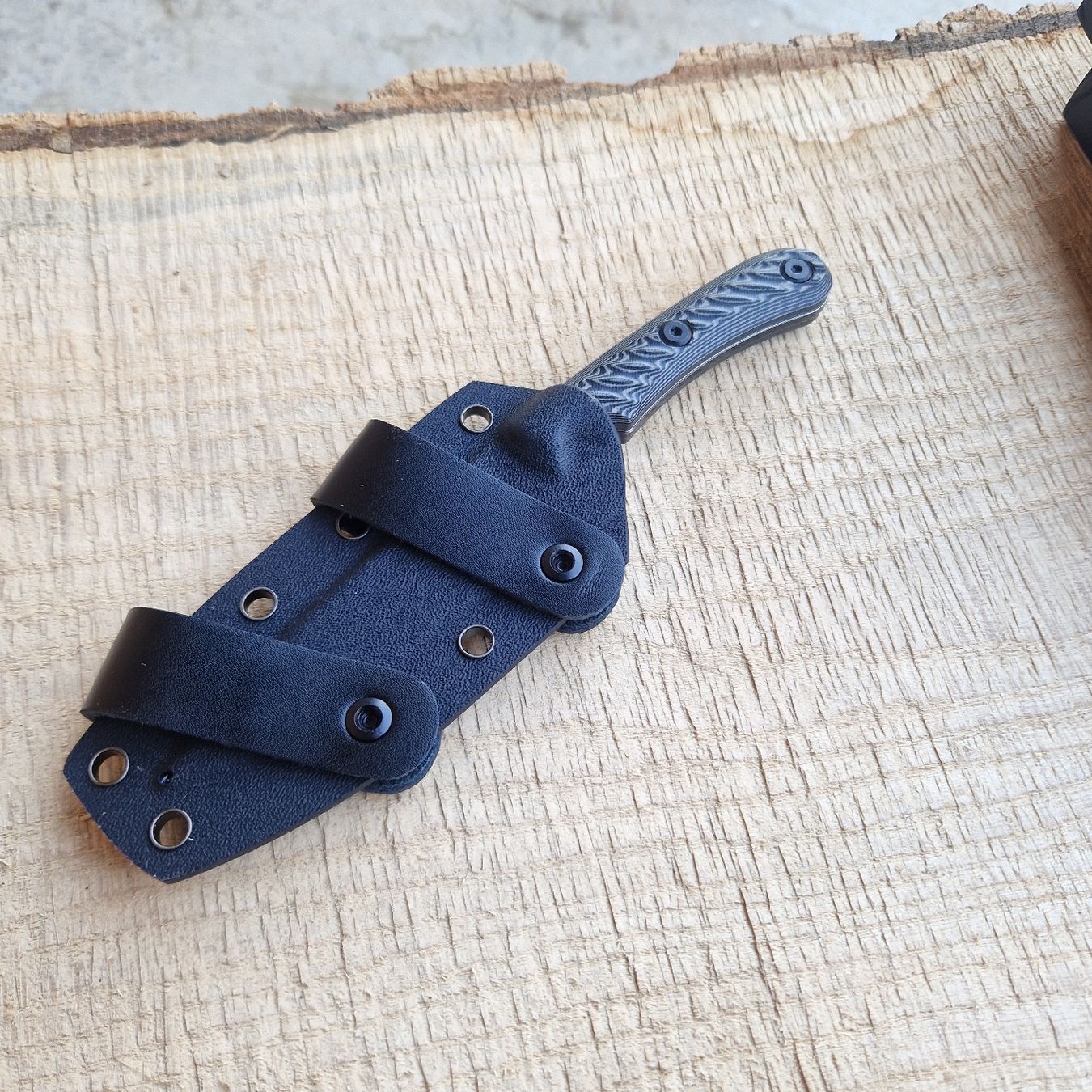 Coltellini militari: Tactical Messer schwarz mit Scheide – Nuovo e nell'imballaggio originale da Dorf venduto da Messer-Schweiz 3