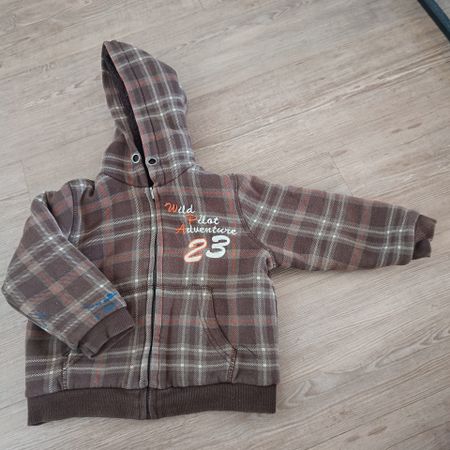 Sweatjacke Grösse 98