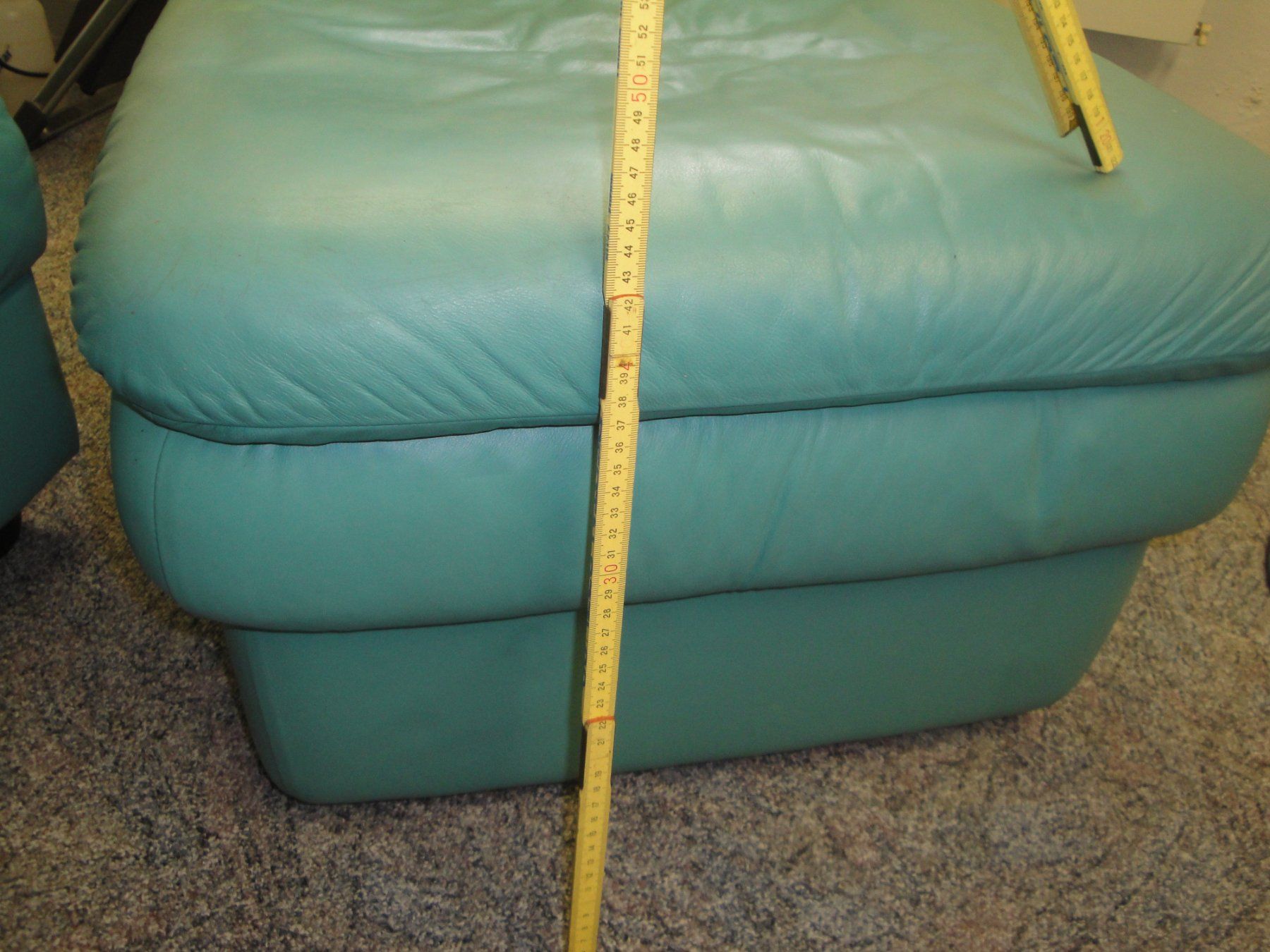 Divani: Polstergruppe Teile mit Ecke, 2er Sofa, Hocker mintgrün. – Usato da Oberentfelden venduto da casa55 5