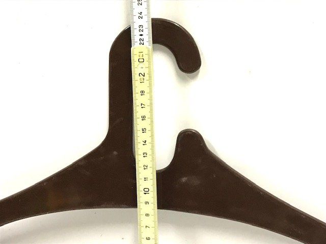 Appendiabiti: 1 Kleiderbügel 70er braun – Usato da Zürich venduto da gigimai67 2