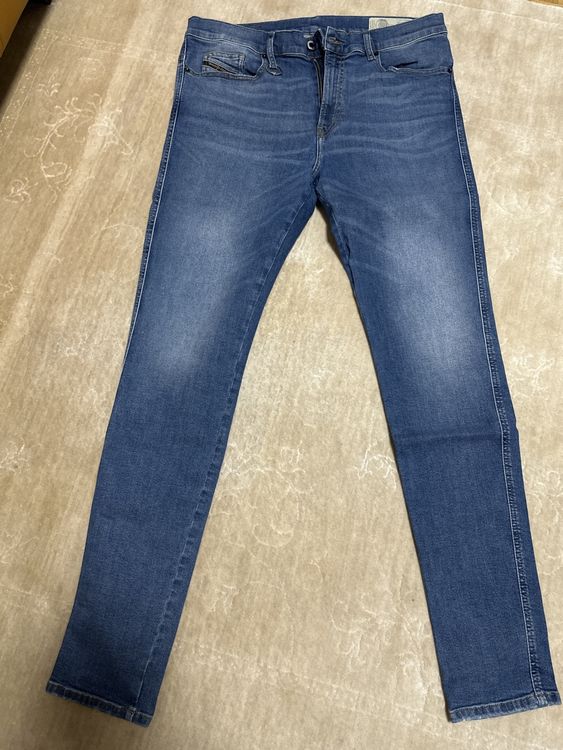 Diesel Jeans: Jean Diesel Distort Super Skinny W36-L32 comme neuf – Usato da Fribourg venduto da cat_tb68