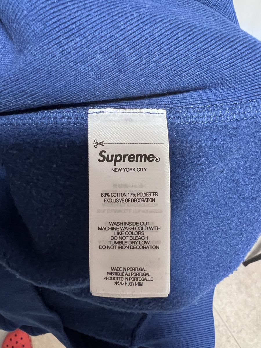 Pullover & Sweatshirts: Supreme Hoodie Lotto – Gebraucht aus Losone von igo_9qdh 8