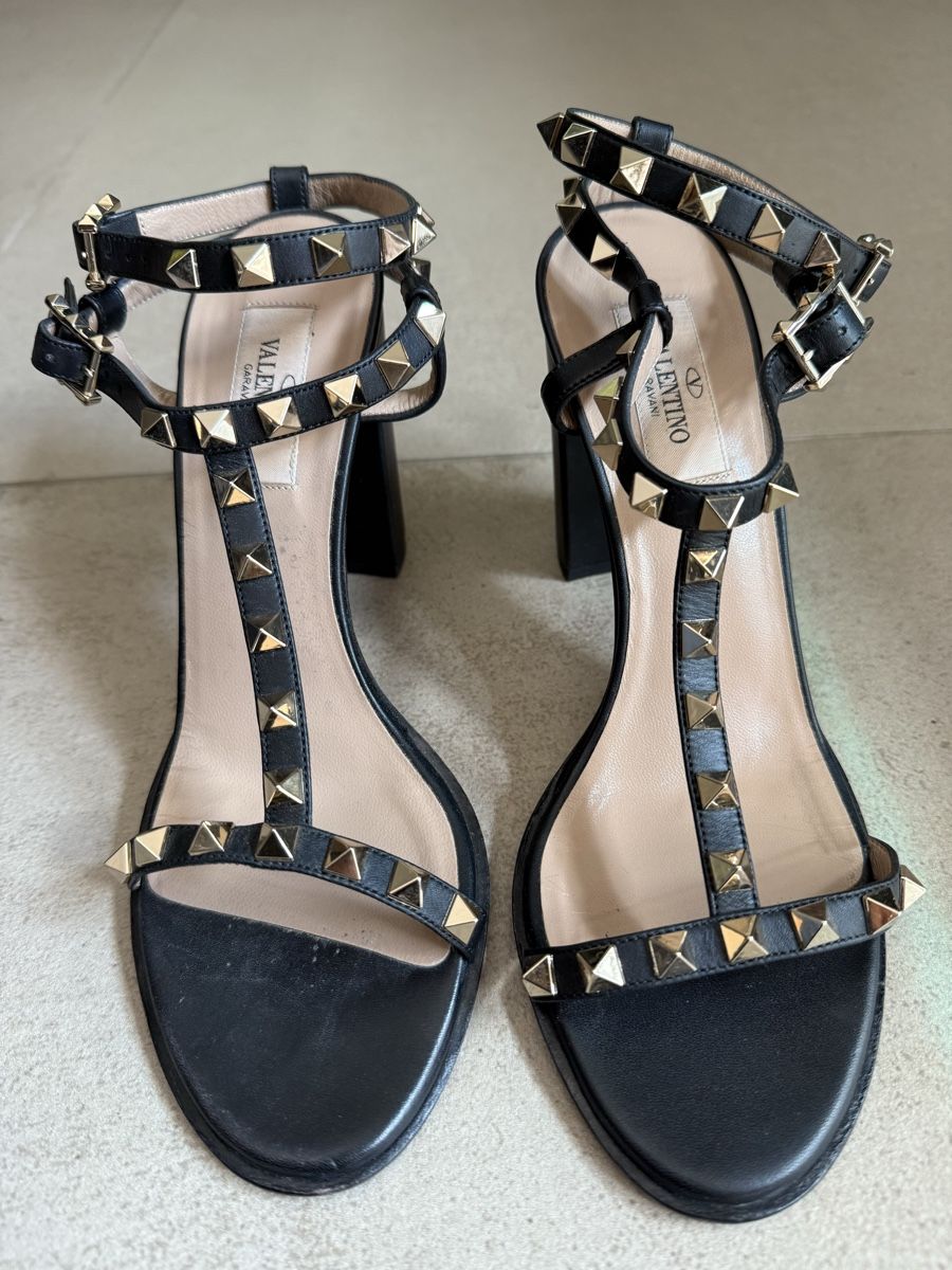 Valentino Scarpe da donna: Valentino Rockstud sandals size 37 – Usato da Cologny venduto da sab_xh7v 4