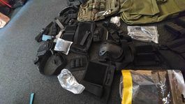 Militärische Ausrüstung, Airsoft, Zubehör etc. 