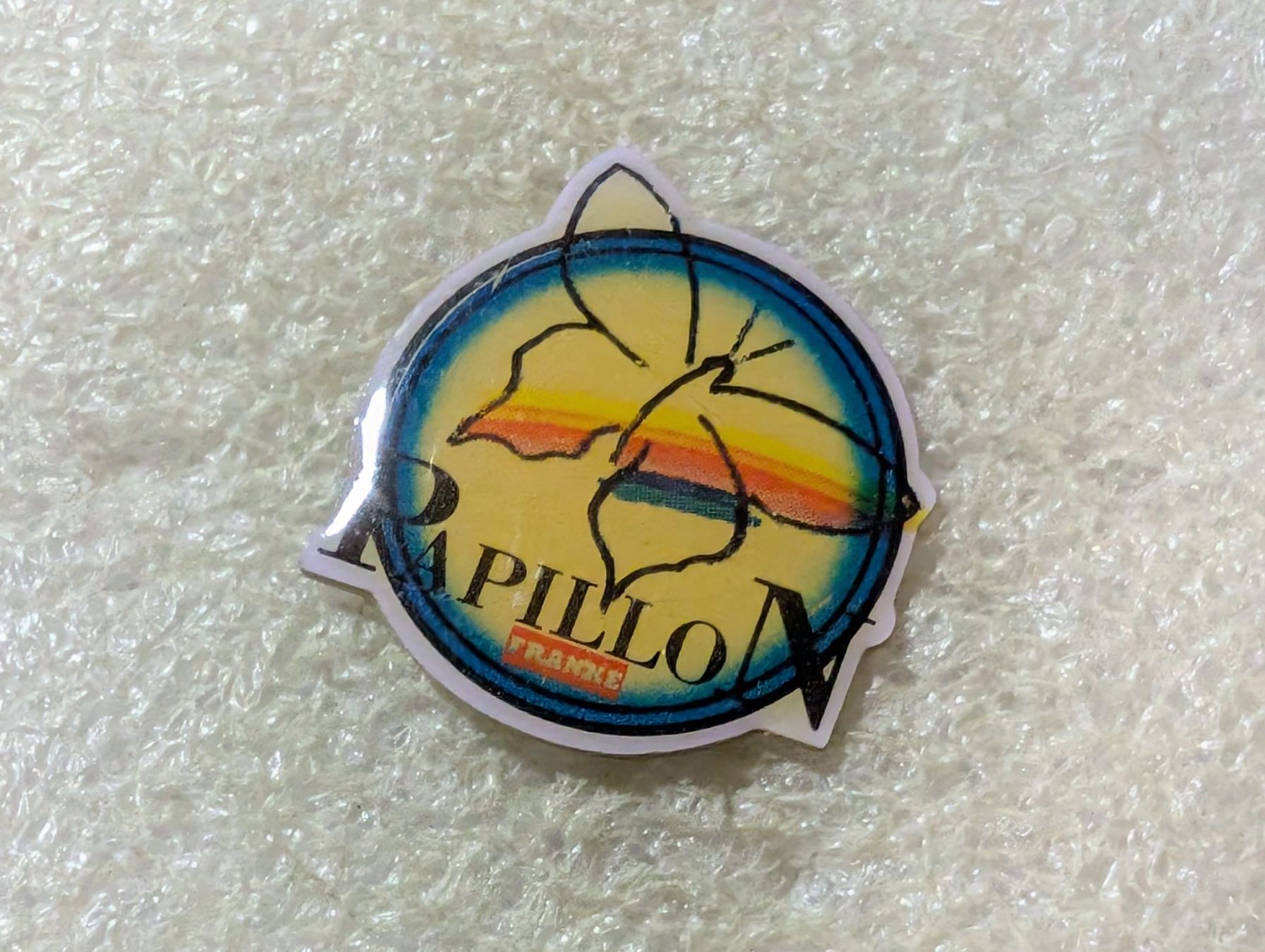 Placchette & Badge: Ansteckpin 106: Papillon – Usato da Oppligen venduto da Pin-Fall-Shop