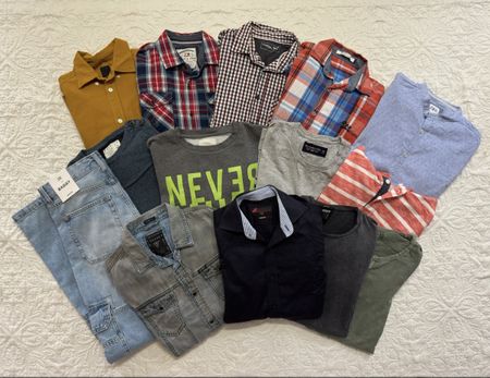 Marken Kleiderpaket Jungen, Gr. S, (14 Teile)  Top Zustand!