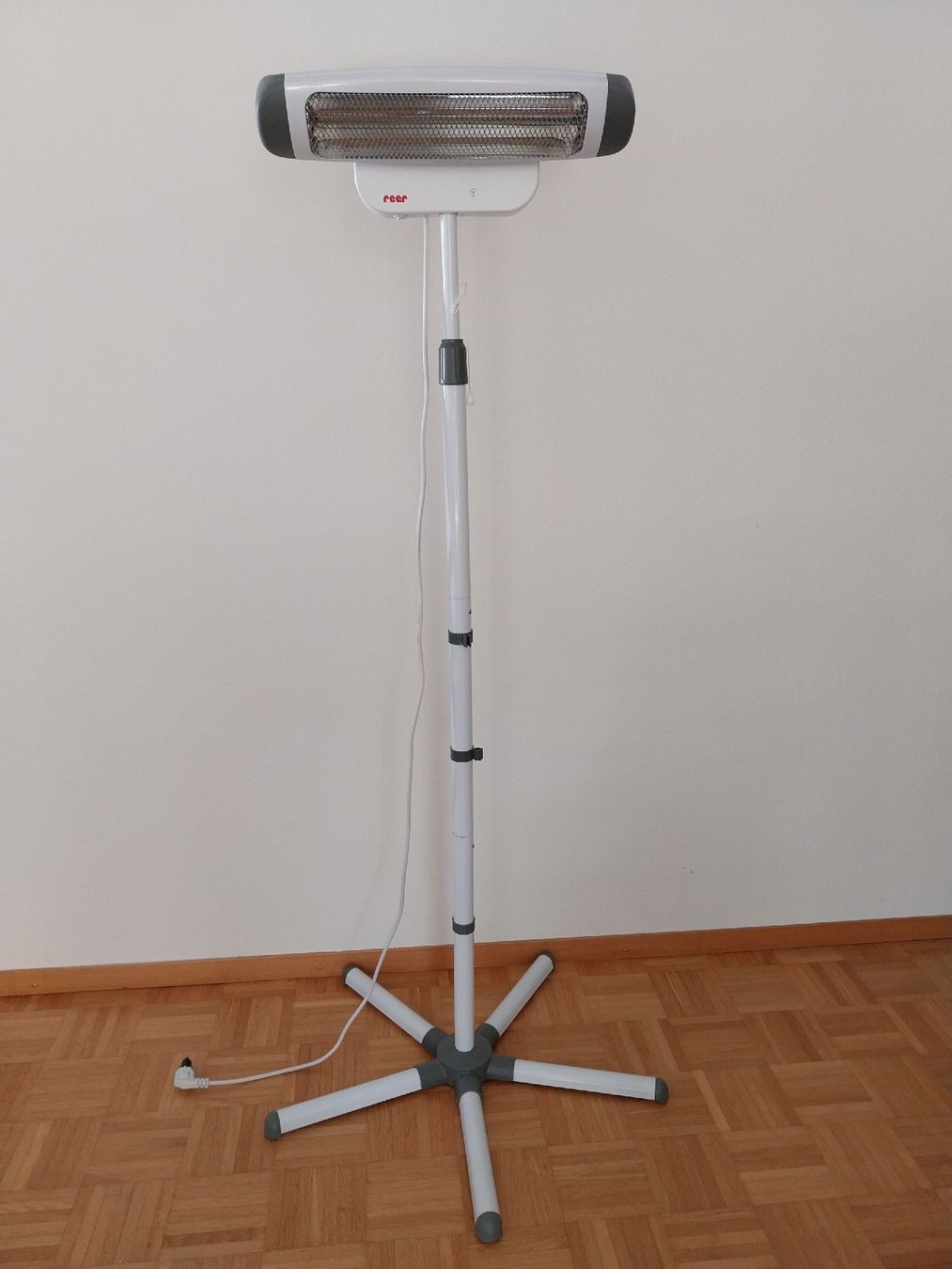 Radiatori: Reer Wärmelampe – Usato da Oetwil am See venduto da catzwoll