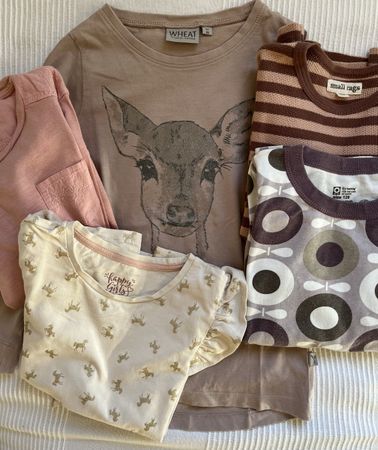 5 t-shirts manches longues, 7 ans