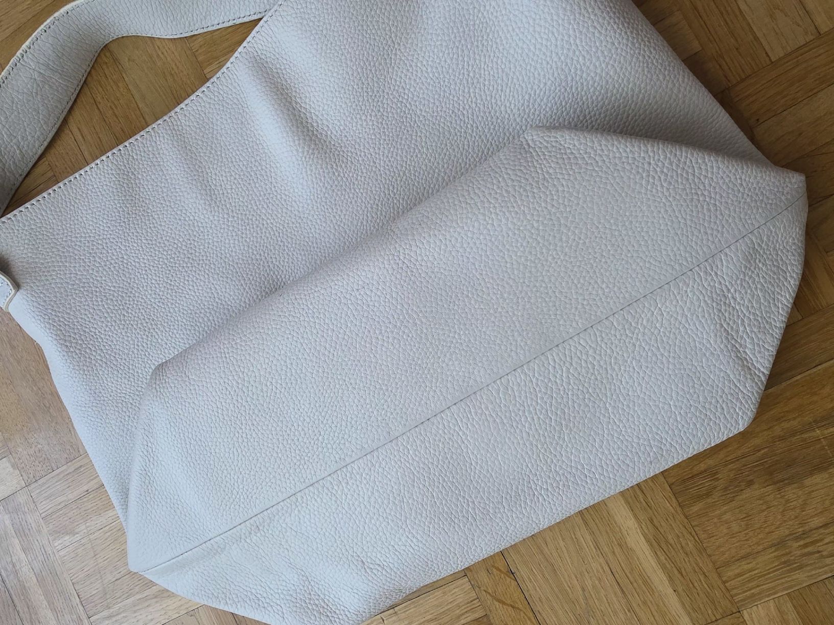 Vera Pelle Borse da donna: Vera pelle white shoulder bag – Usato da Bellinzona venduto da Qwer_h7j7 3
