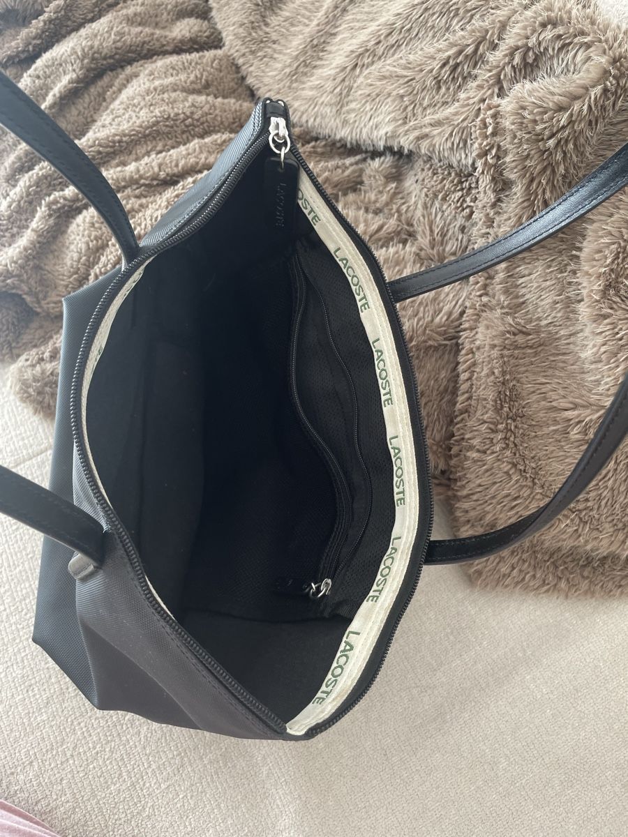 Lacoste Taschen für Damen: Lacoste Tasche  – Neu (gemäss Beschreibung) aus St. Gallen von web_r57v 2