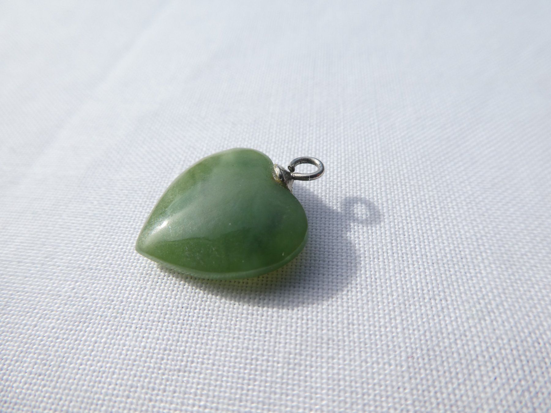Ciondoli: Jade-Herz Anhänger; Ø 1.5cm – Usato da Gattikon venduto da kaandooh 1