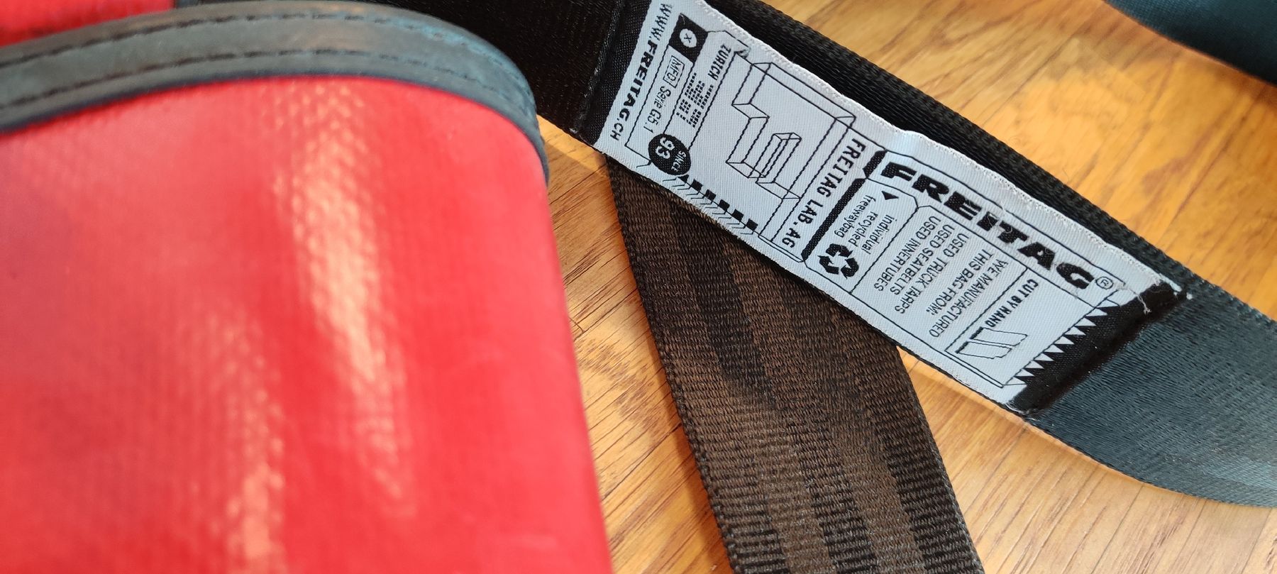 Freitag Taschen: FREITAG Kuriertasche – Gebraucht aus Oberkulm von Rzvogel 1