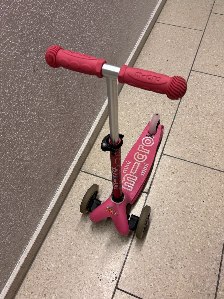 Micro Kickboard: Trottinett Micro pink  – Usato da Wangen b. Olten venduto da Mbaldur