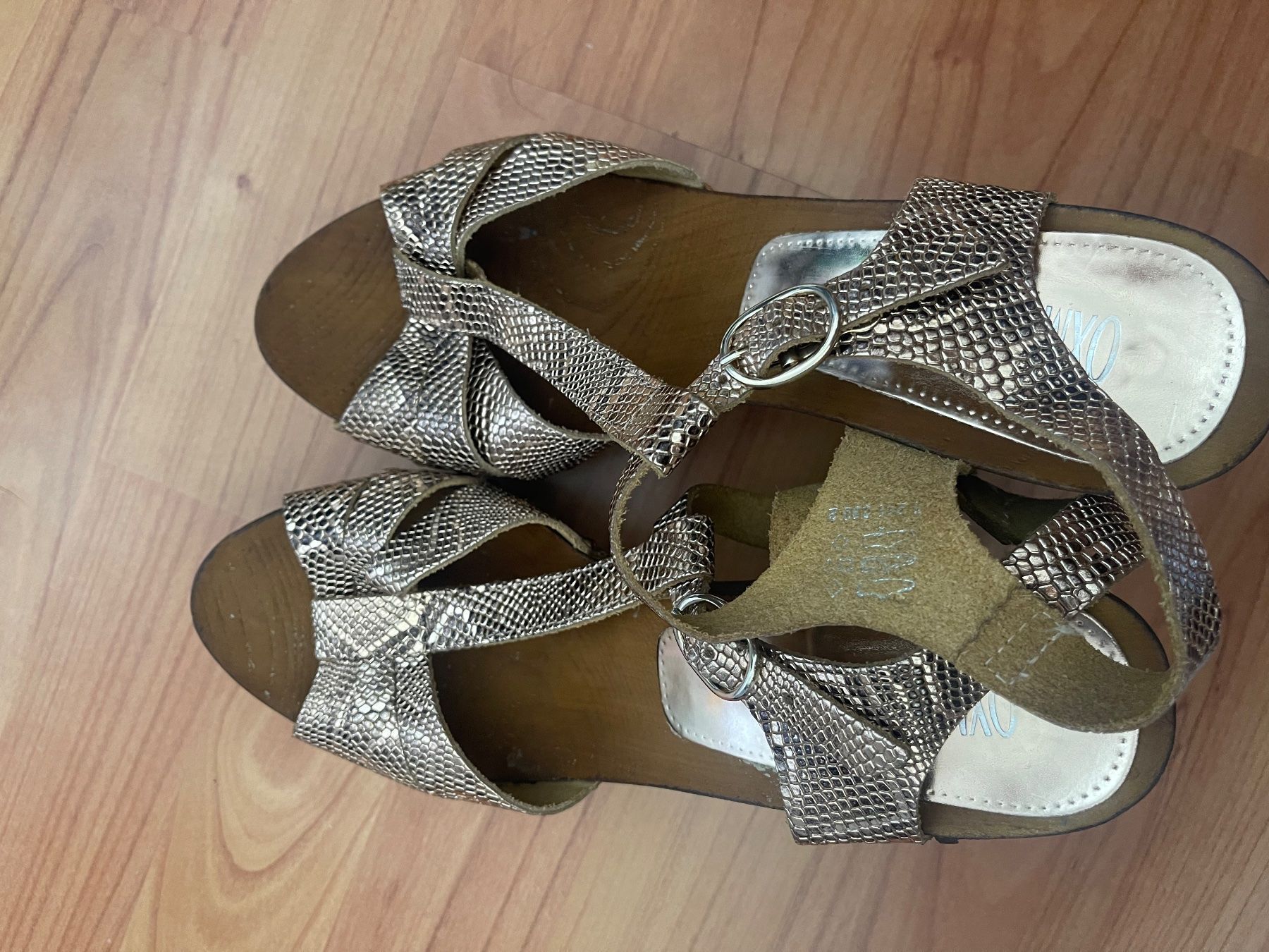 Scarpe da donna: Sandale à talon 39 – Usato da Biel/Bienne venduto da dabo05 1