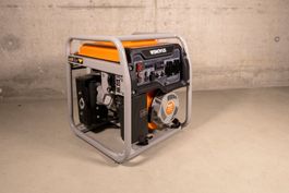Inverter Stromgenerator 3800W/3500W Neuwertig
