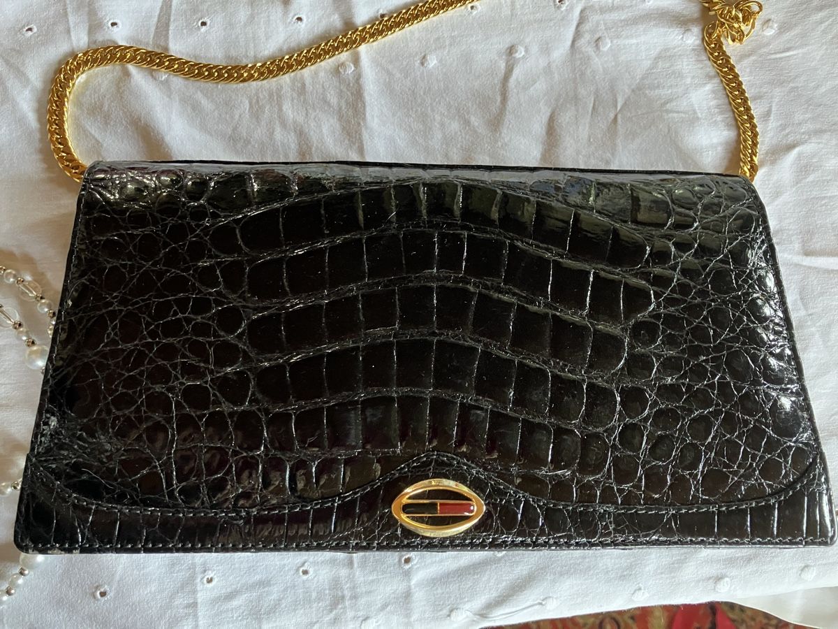 Borse da donna: Echte Krokoleder Clutch mit Kette – Usato da Bassersdorf venduto da groovygremlin
