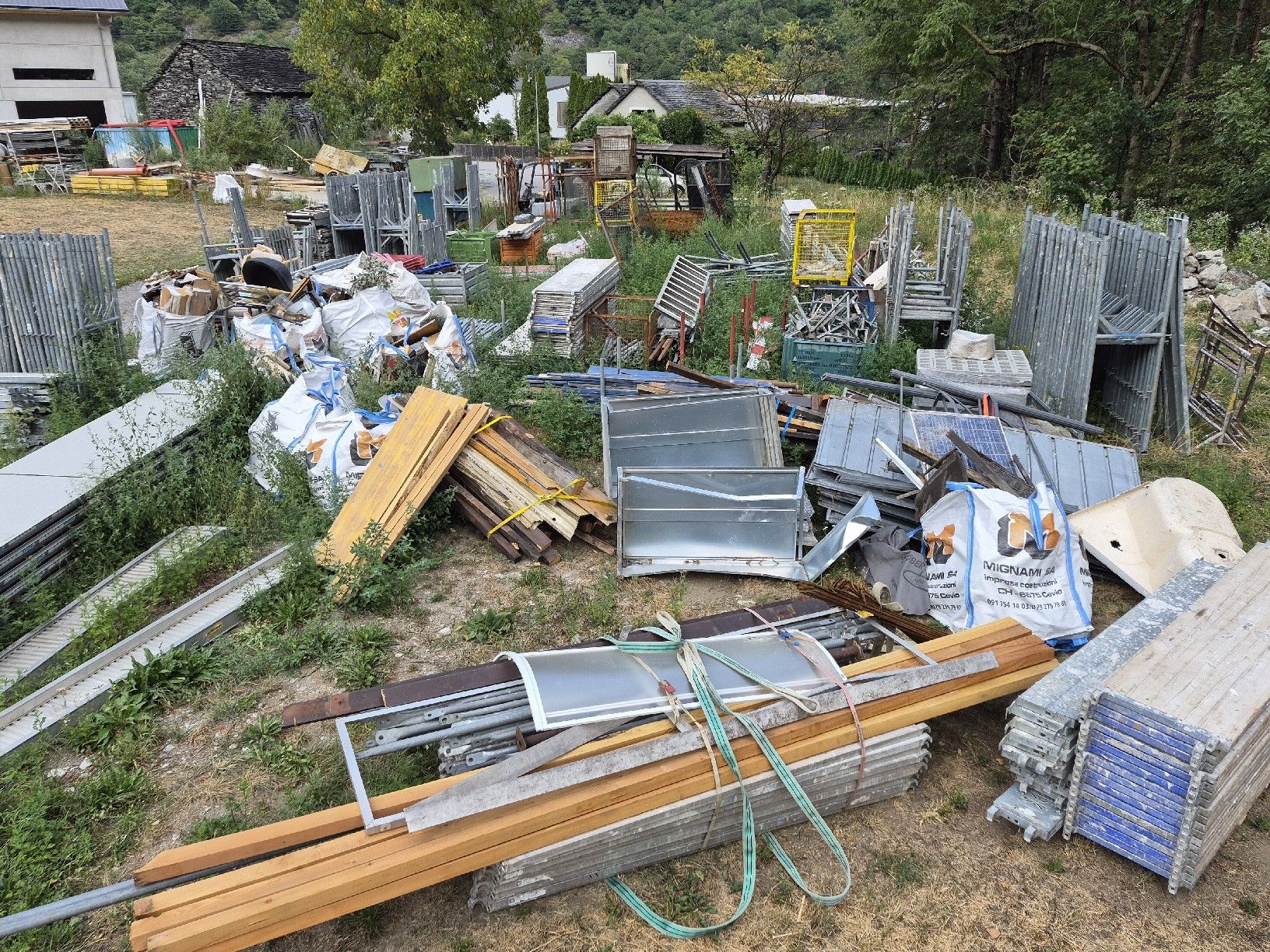 Ponteggi: gerüst tobler mato ? – Usato da Cevio venduto da BiadiciN 9