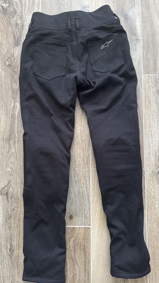 Alpinestars Pantaloni: Alpinestars Motorradhosen Damen – Usato da Männedorf venduto da romeo2902 1