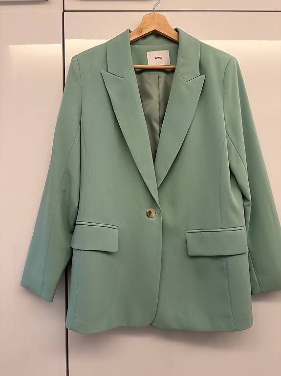 Jacken: Suncoo Blazer wie neu – Neu (gemäss Beschreibung) aus Zürich von sho_9b69 1