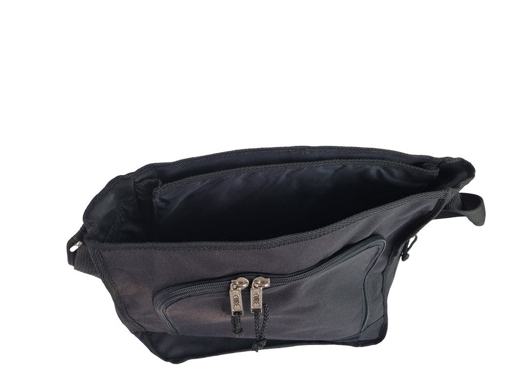 Cube Sacs: CUBE Laptop UmhängeTasche – D'occasion à Wangen b. Olten par Restwert_Wangen 2