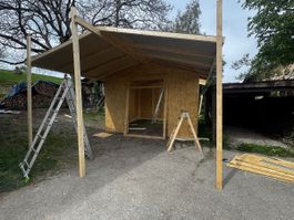 Gartenhaus / Holzhütte 4 × 4 m mit 3 m Vordach – Bausatz