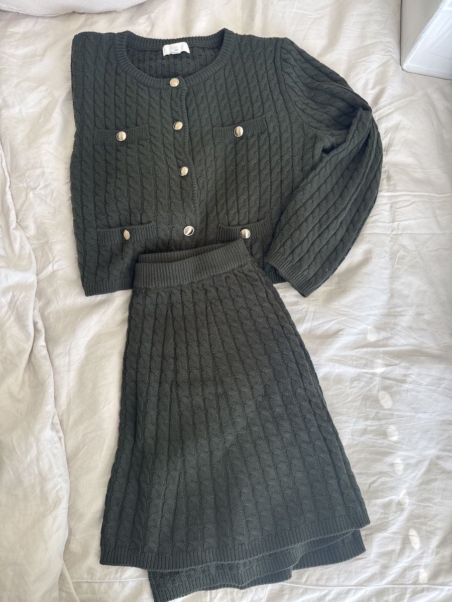 H&M Lotti di vestiti: H&M Mama Knit Set – Usato da Horgen venduto da mar_yy7g