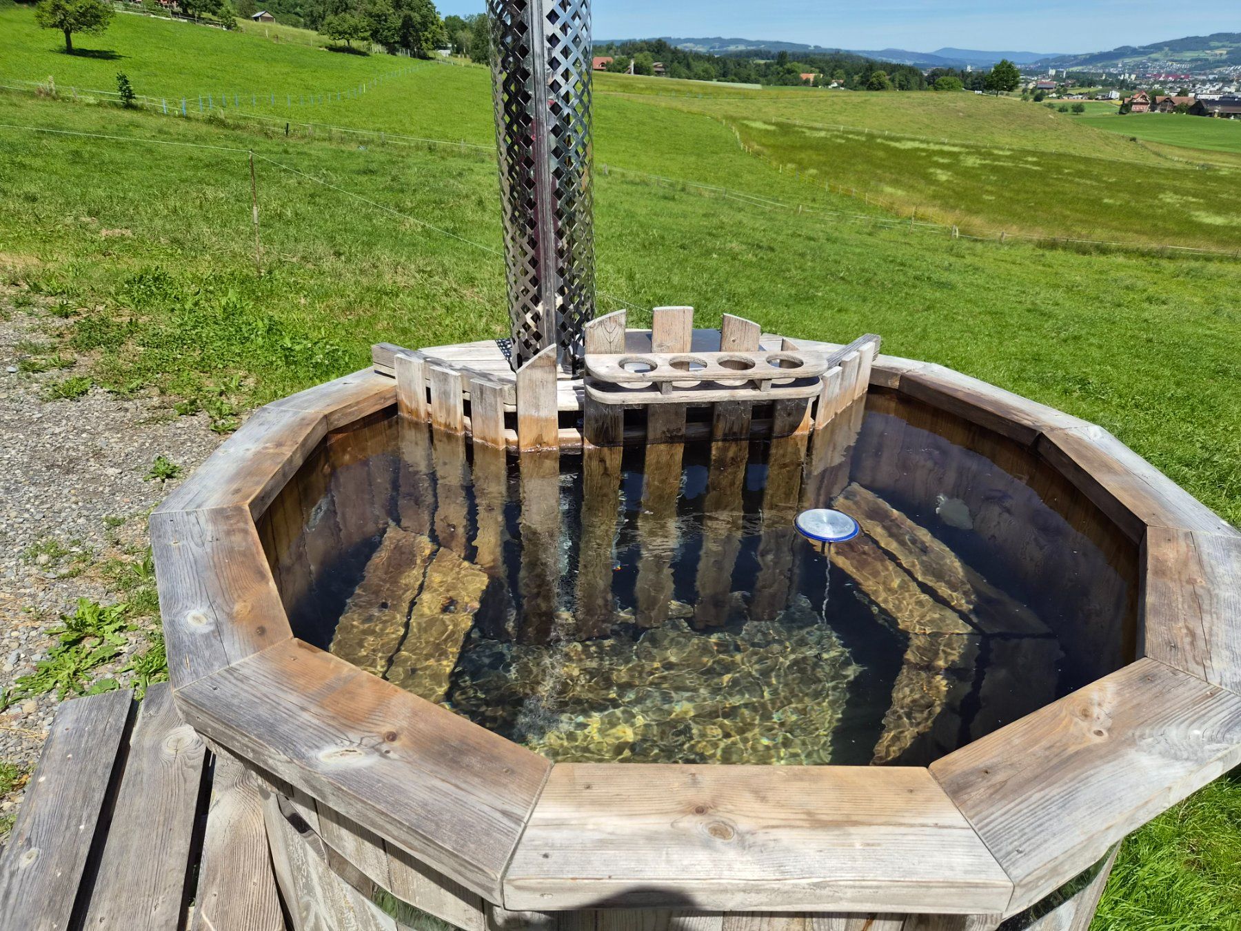 Whirlpool: Hotpot – Usato da Nottwil venduto da TB28 8