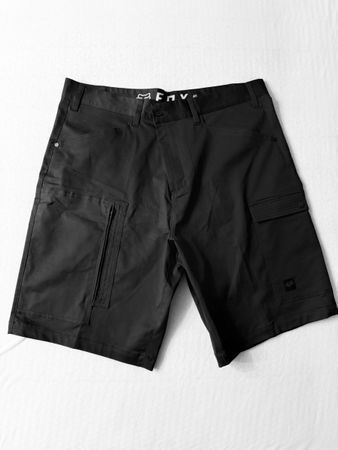 FOX Shorts Grösse 40 neu